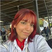 Soy estudiante de universidad, ayudo con tareas de español